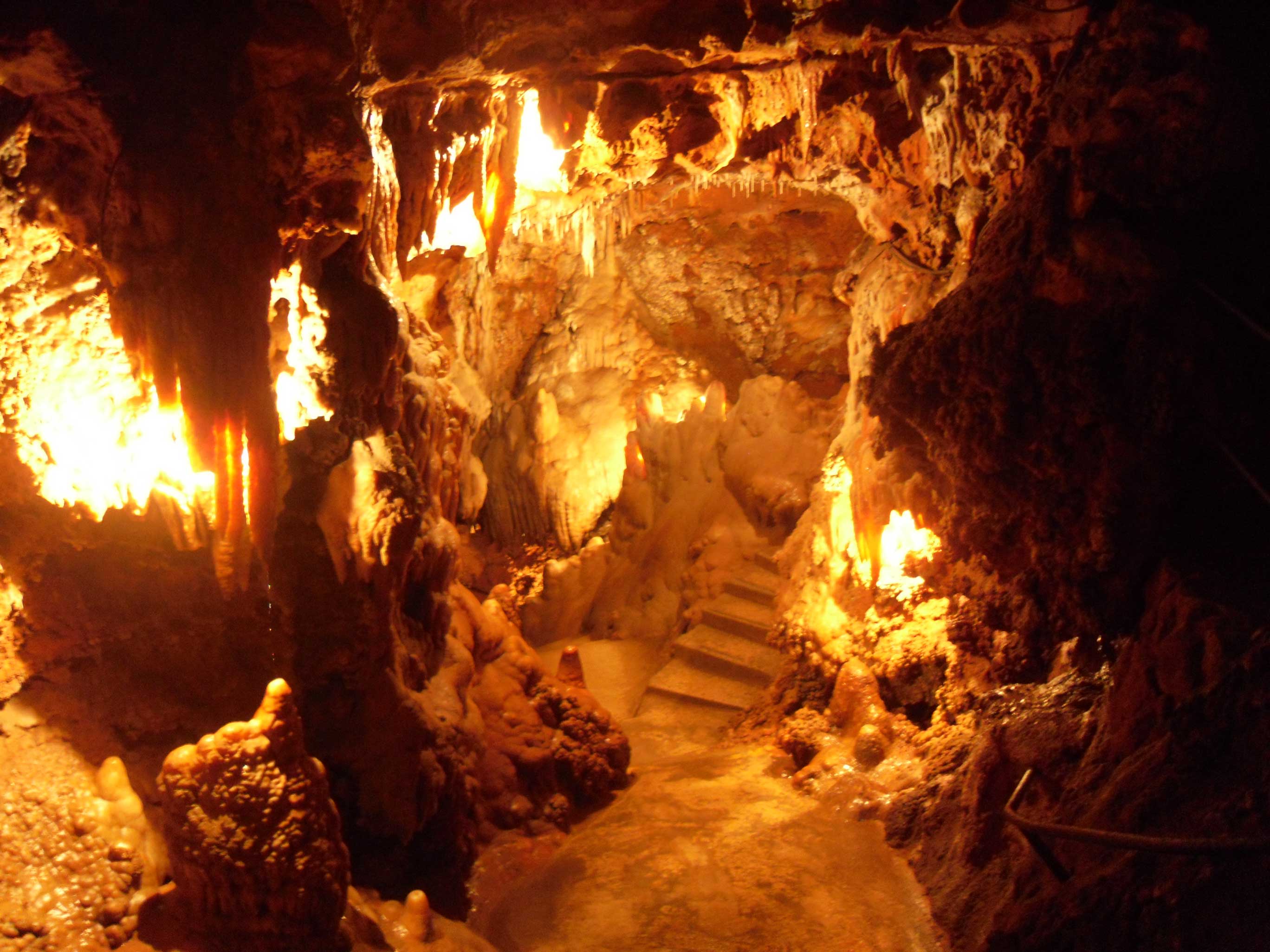 La Grotte de Saint-Cézaire